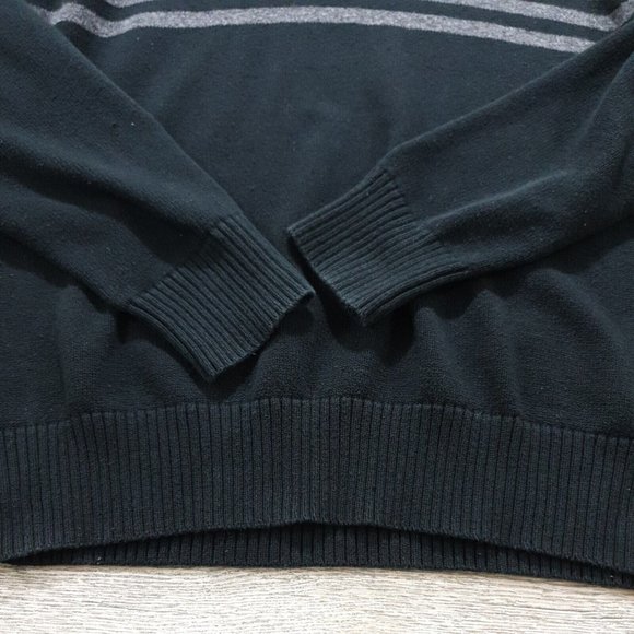 American Eagle Outfitters Large Long Sleeve Pull Over Sweater Warm Cool Weather - Picture 3 of 9